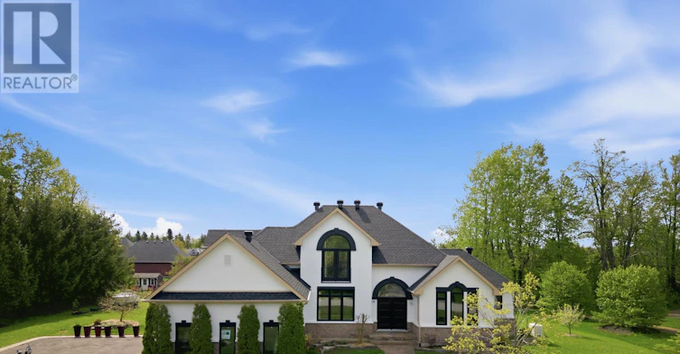 11 Basswood Circle, Oro-Medonte, ON, L0L 2L0