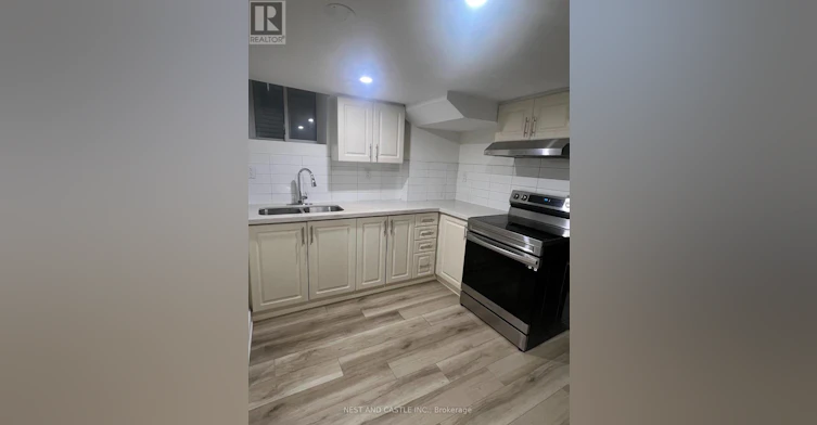 33 Lanark Circle, Brampton, ON, L6X 5L3