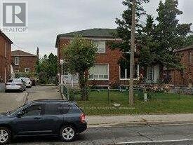 1486 Lawrence Avenue W, Toronto, ON, M6L 1B3