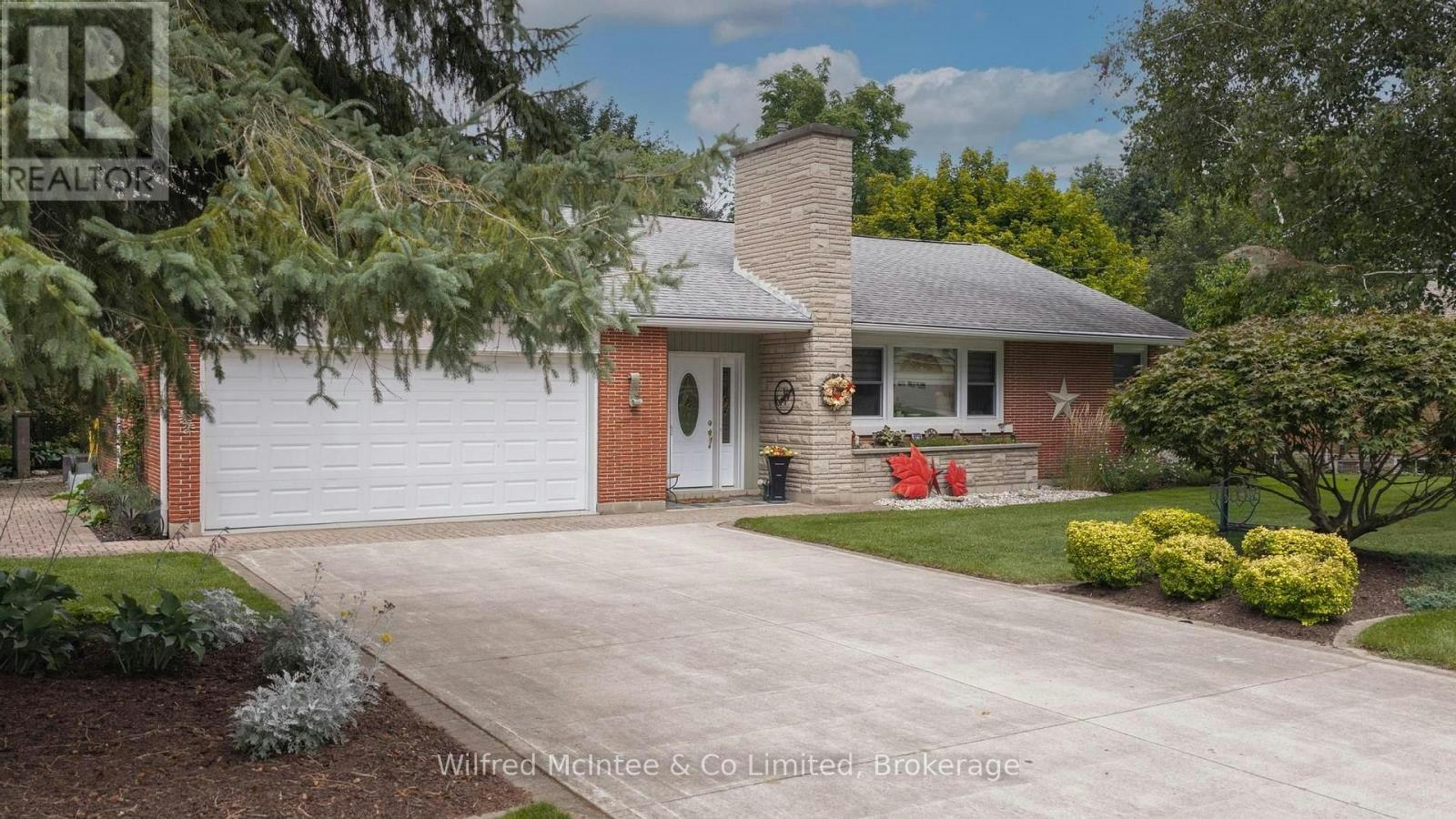 31 Johnstone Boulevard, Brockton, ON, N0G 2V0