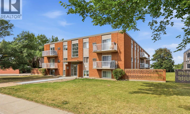 21-106 104th Street E