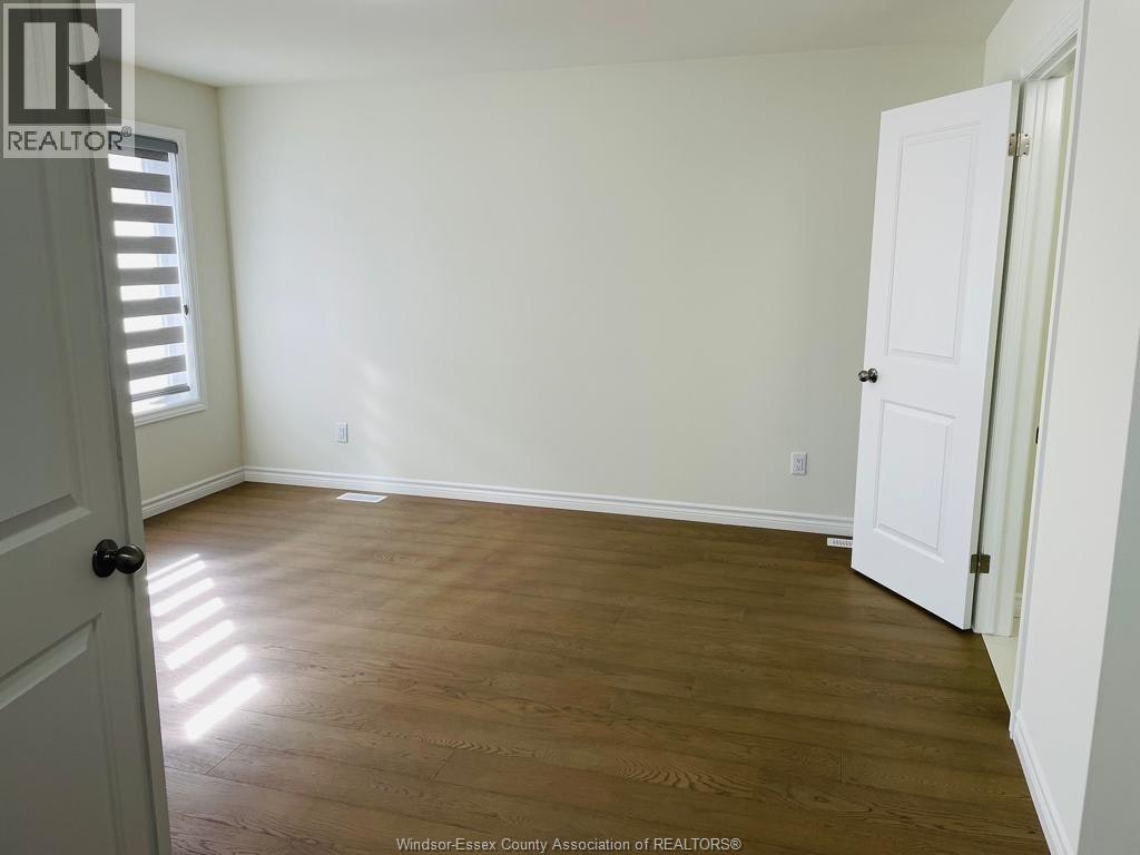 393 Mulberry Lane, Lakeshore, ON, N0R 1A0 - 12