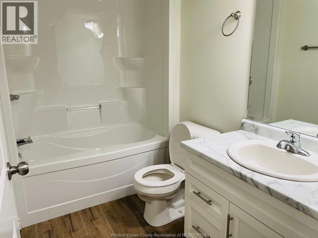 393 Mulberry Lane, Lakeshore, ON, N0R 1A0 - 22