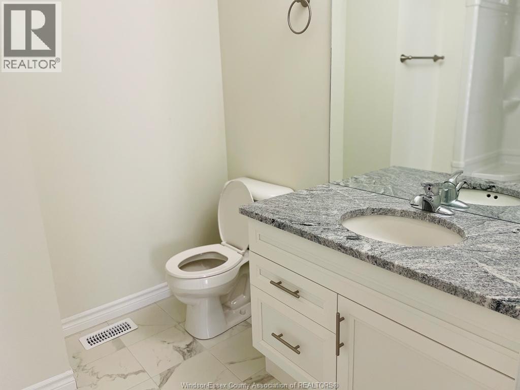 393 Mulberry Lane, Lakeshore, ON, N0R 1A0 - 14