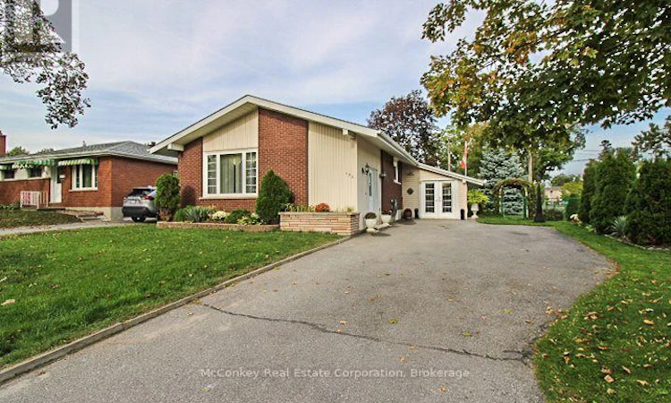 492 Robert Road