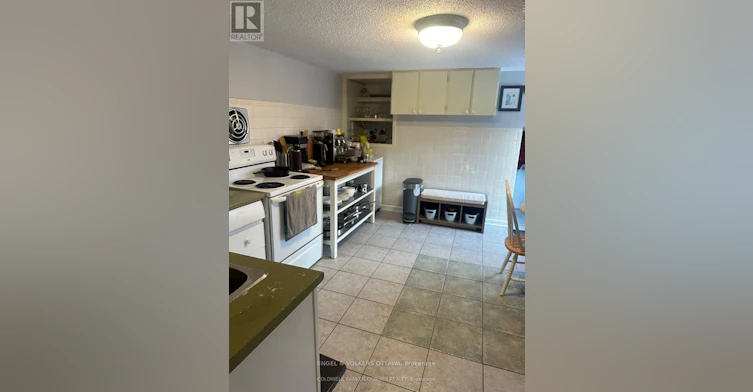 2-165 Patterson Avenue E, Ottawa, ON, K1S 1Y4 - 4