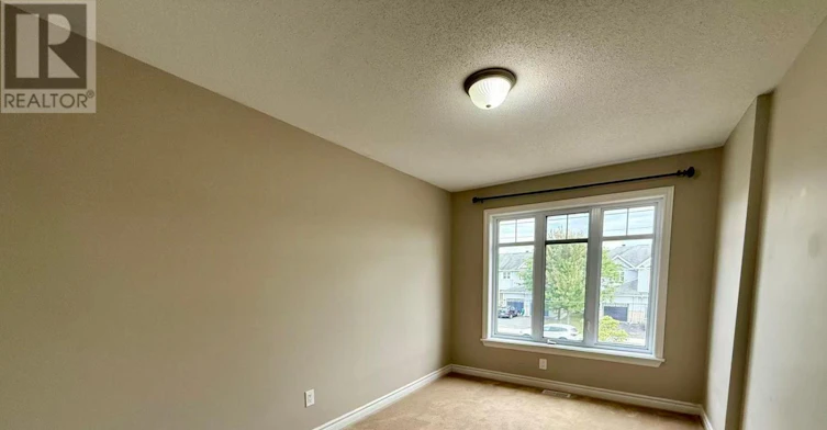 949 Klondike Road, Ottawa, ON, K2W 0E3 - 11