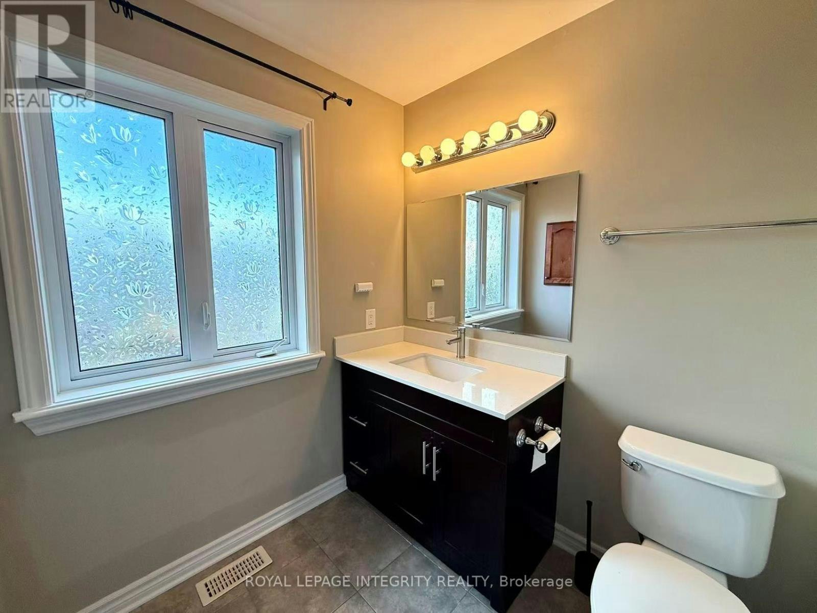 949 Klondike Road, Ottawa, ON, K2W 0E3 - 13