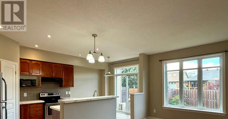 949 Klondike Road, Ottawa, ON, K2W 0E3 - 4