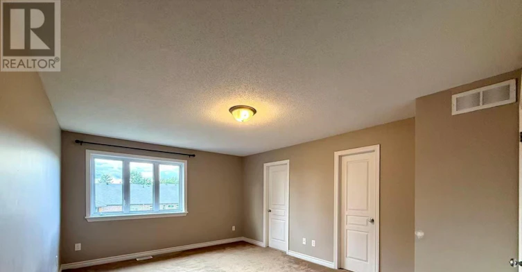 949 Klondike Road, Ottawa, ON, K2W 0E3 - 12