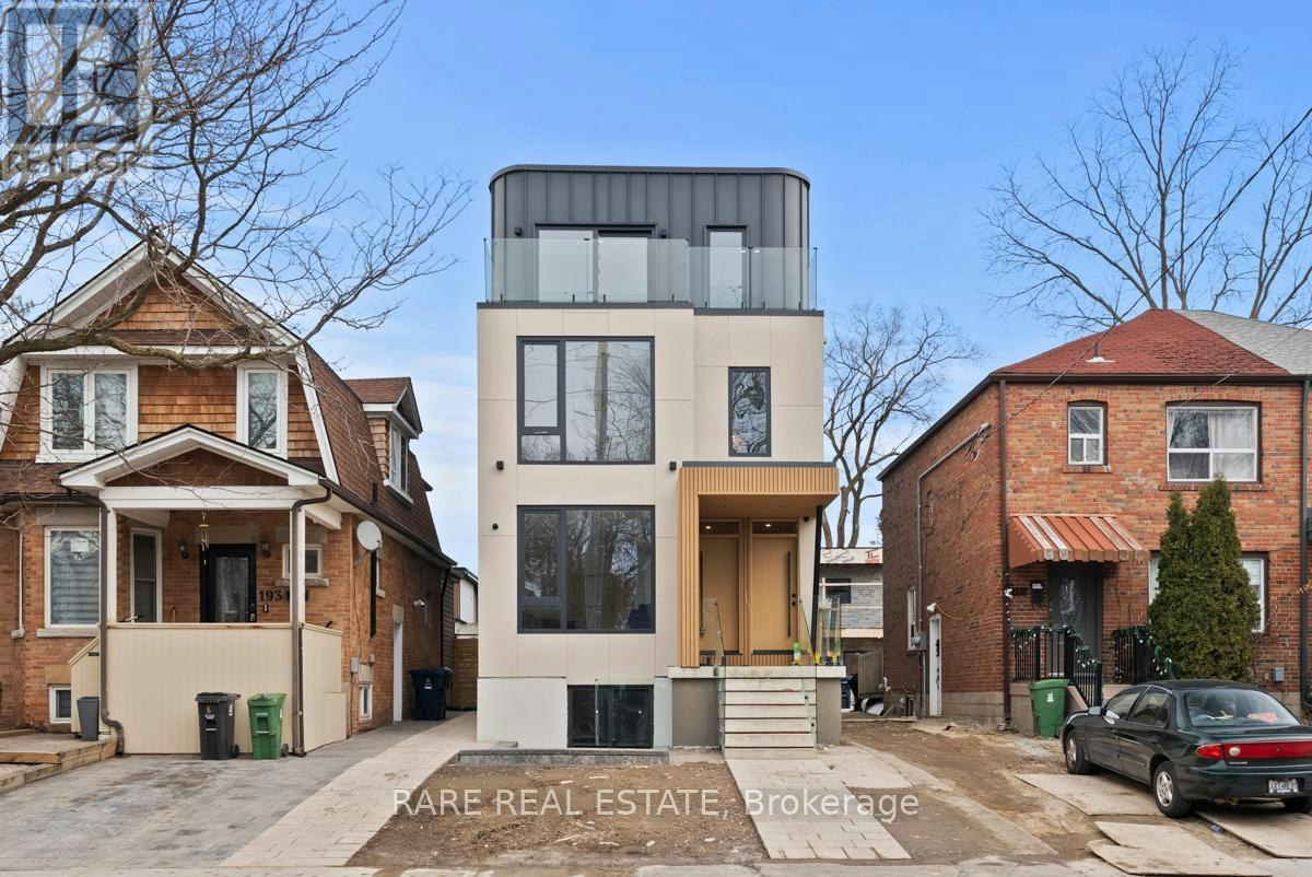 1-191 Gledhill Avenue, Toronto, ON, M4C 5K9