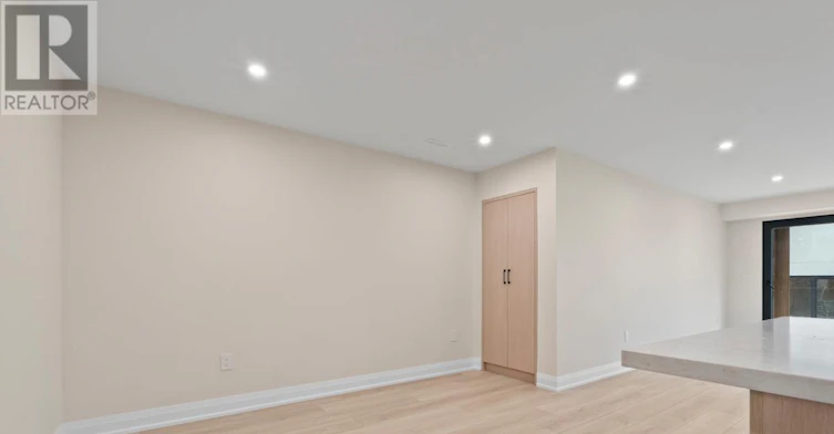 1-191 Gledhill Avenue, Toronto, ON, M4C 5K9 - 11