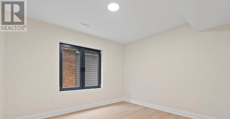 1-191 Gledhill Avenue, Toronto, ON, M4C 5K9 - 8