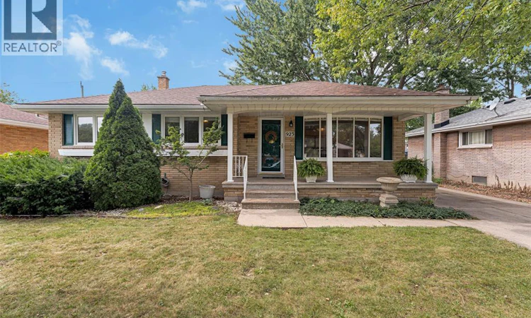923 Greendale Drive