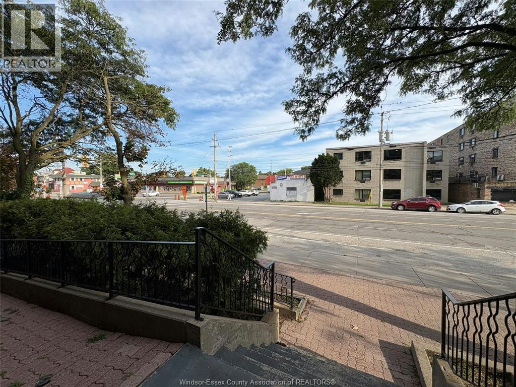 101-1700 University, Windsor, ON, N9B 1C4 - 28