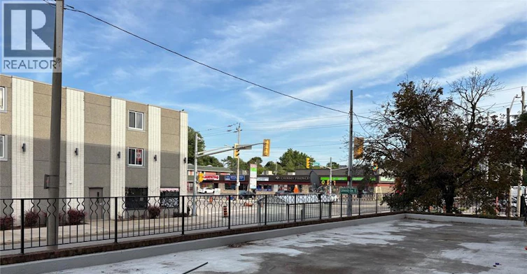 101-1700 University, Windsor, ON, N9B 1C4 - 25