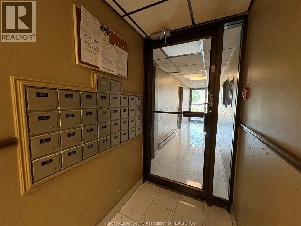 101-1700 University, Windsor, ON, N9B 1C4 - 3