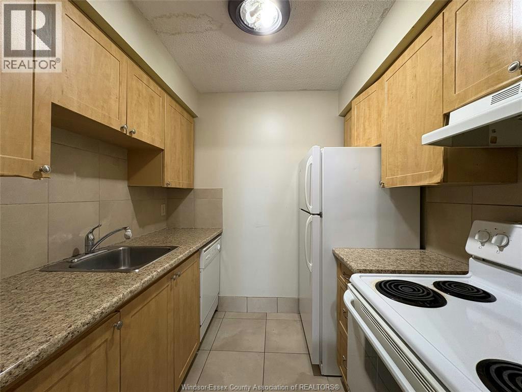 101-1700 University, Windsor, ON, N9B 1C4 - 14
