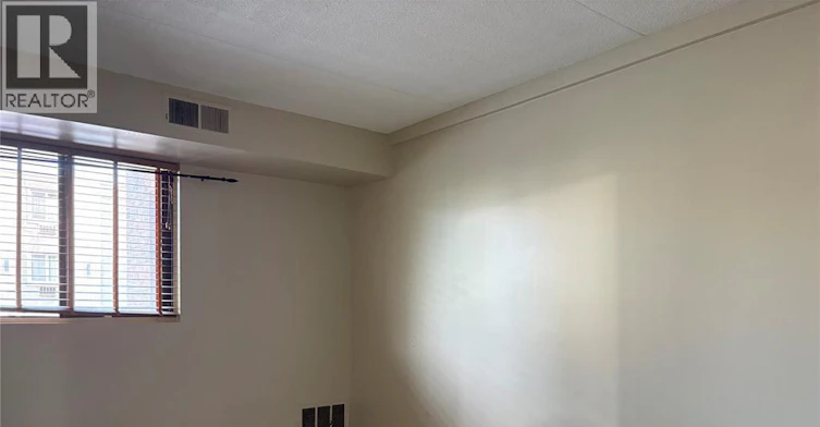 101-1700 University, Windsor, ON, N9B 1C4 - 17