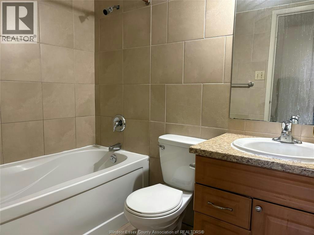 101-1700 University, Windsor, ON, N9B 1C4 - 19
