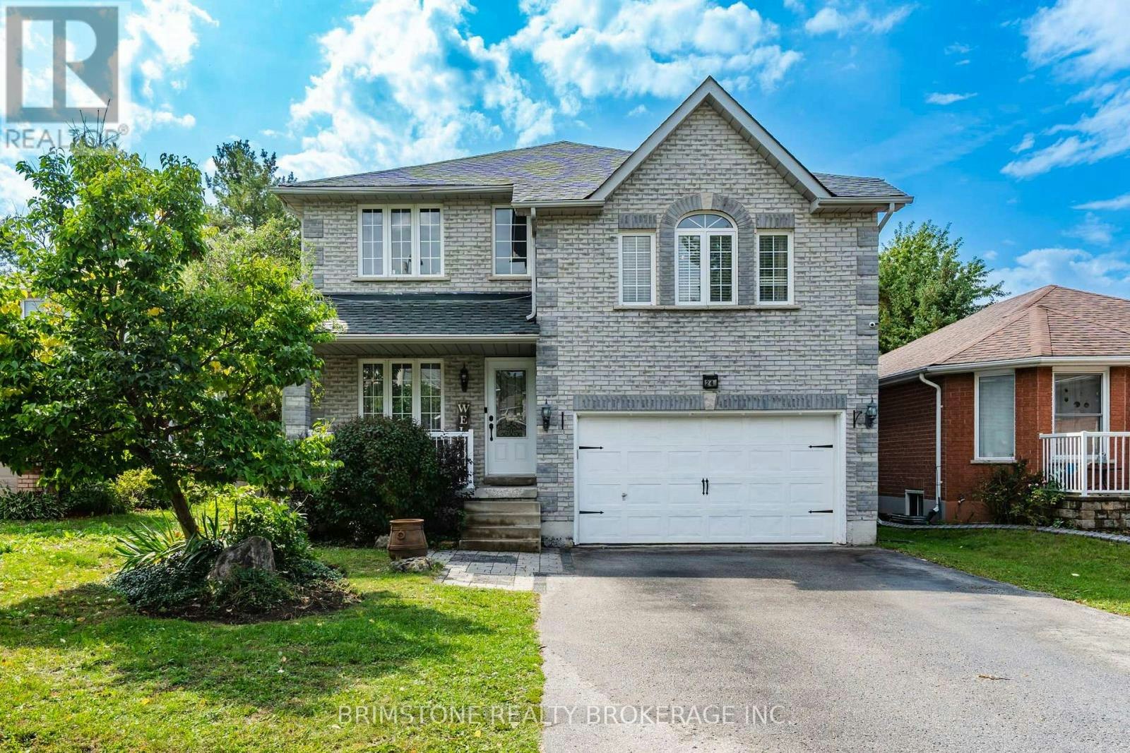 24 Stoneybrook Crescent, Barrie, ON, L4N 0A6