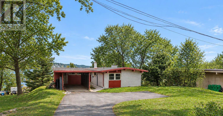 8 Sunset Avenue, Parry Sound, ON, P2A 1A5 - 18