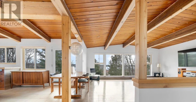 8 Sunset Avenue, Parry Sound, ON, P2A 1A5 - 9
