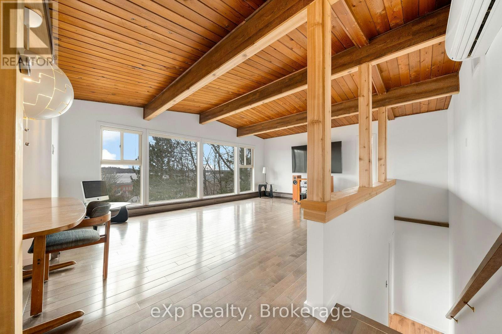 8 Sunset Avenue, Parry Sound, ON, P2A 1A5 - 10