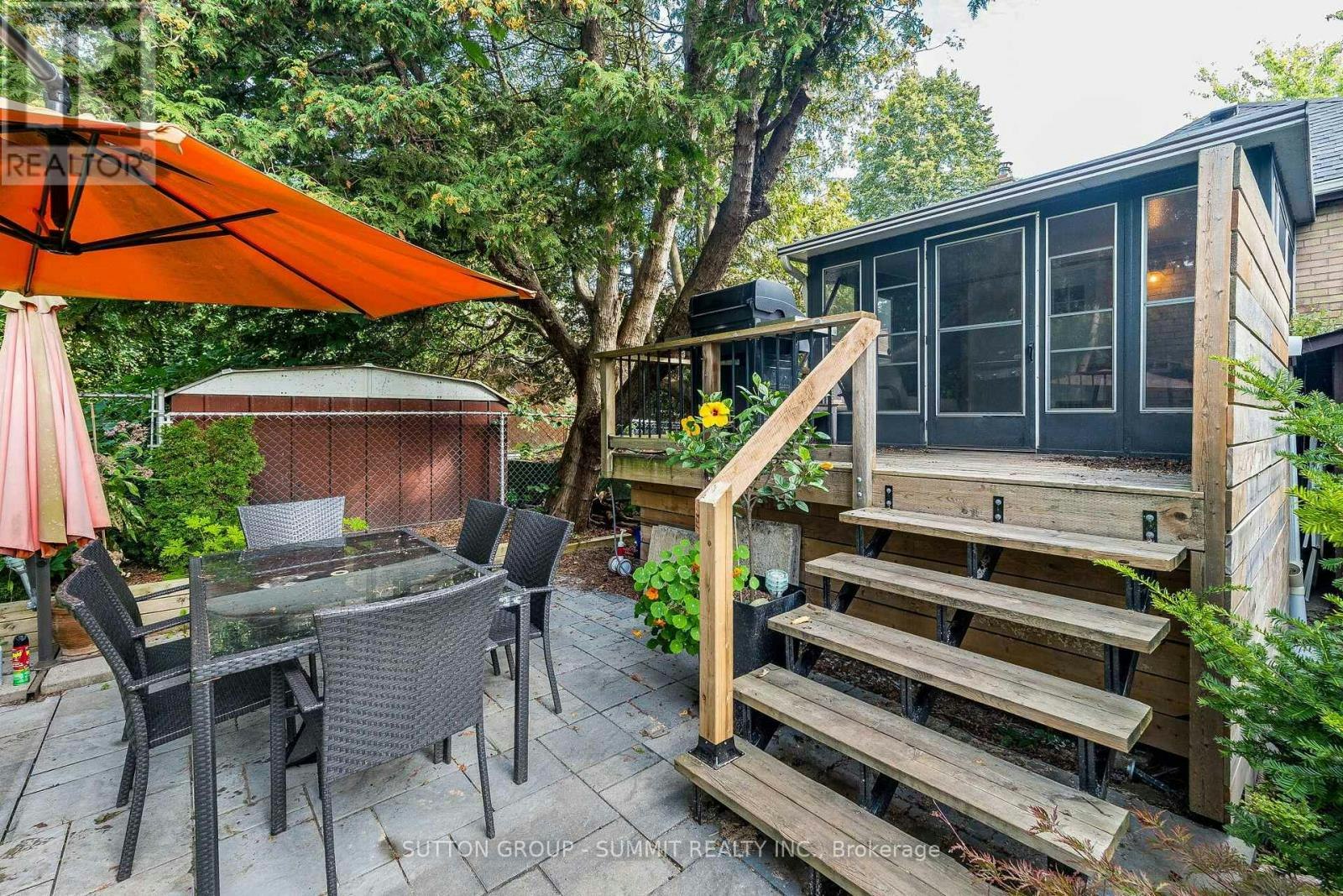 32 Ellis Avenue, Toronto, ON, M6S 2X1 - 45