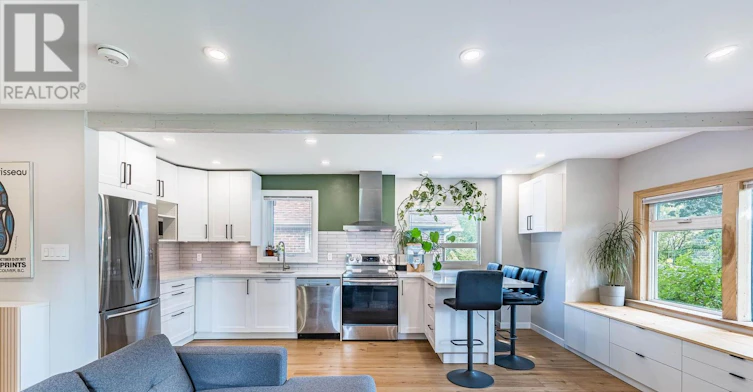32 Ellis Avenue, Toronto, ON, M6S 2X1 - 19