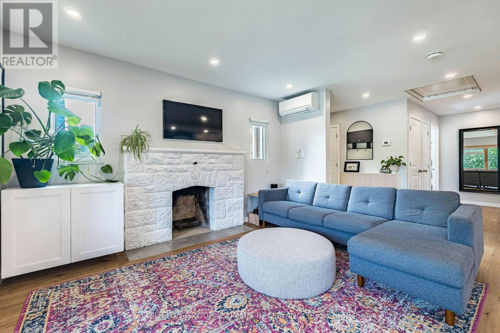 32 Ellis Avenue, Toronto, ON, M6S 2X1 - 17