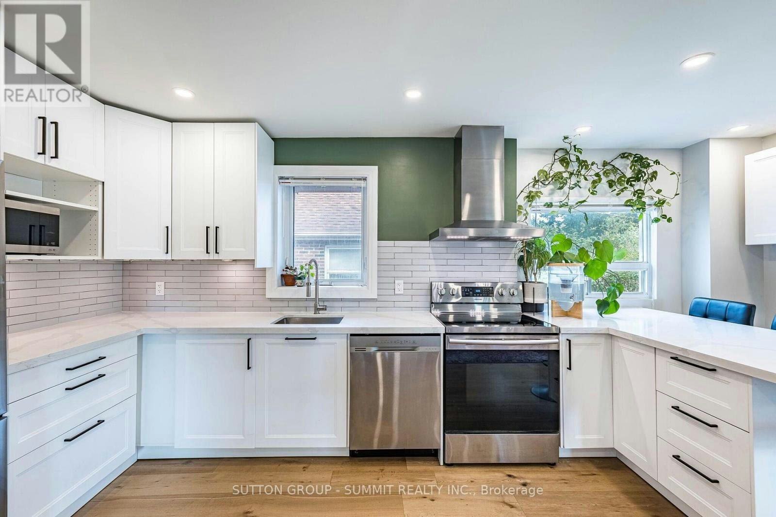 32 Ellis Avenue, Toronto, ON, M6S 2X1 - 22