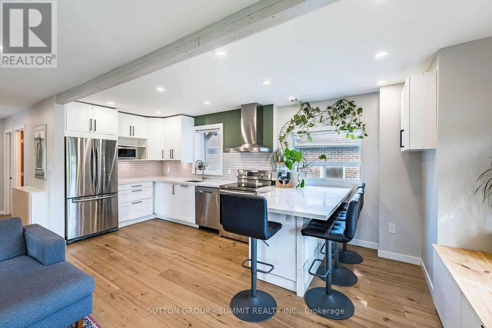 32 Ellis Avenue, Toronto, ON, M6S 2X1 - 18