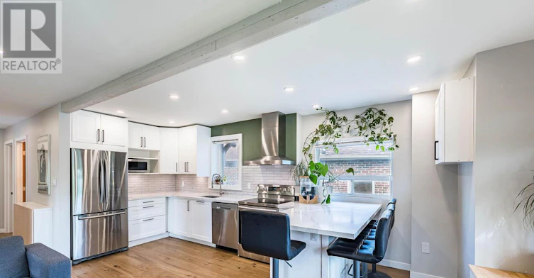 32 Ellis Avenue, Toronto, ON, M6S 2X1 - 18