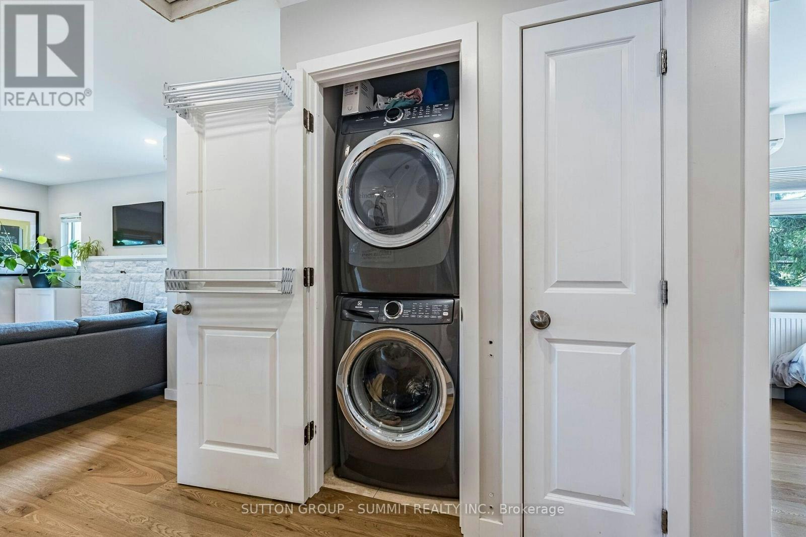 32 Ellis Avenue, Toronto, ON, M6S 2X1 - 35