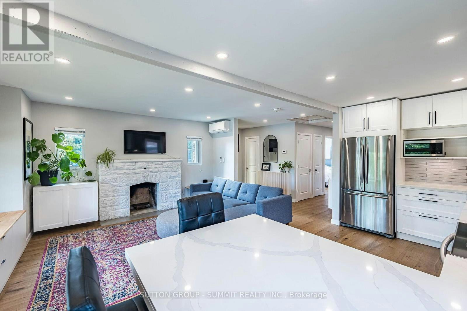 32 Ellis Avenue, Toronto, ON, M6S 2X1 - 15