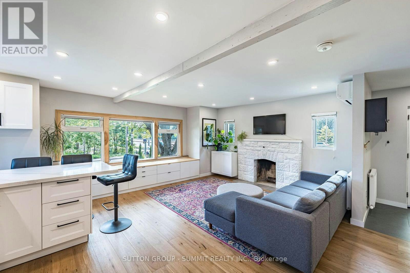32 Ellis Avenue, Toronto, ON, M6S 2X1 - 11