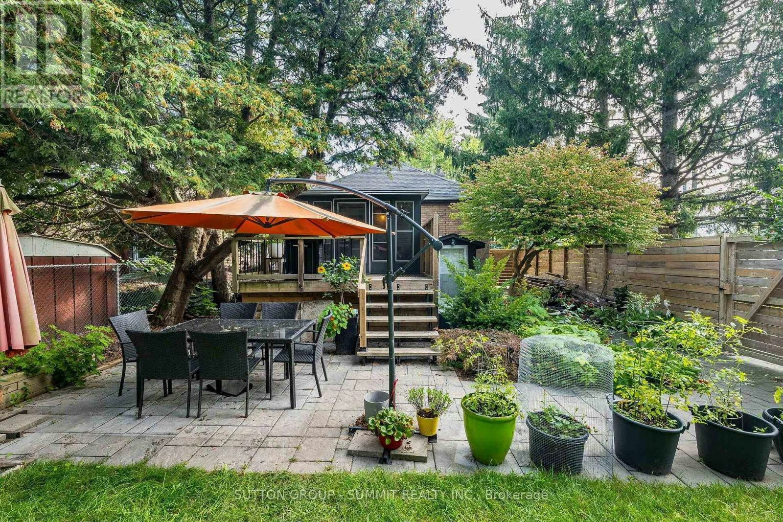 32 Ellis Avenue, Toronto, ON, M6S 2X1 - 41