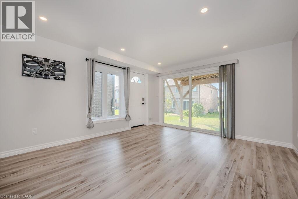 Lower-277 Dewdrop Crescent, Waterloo, ON, N2V 0B1 - 8