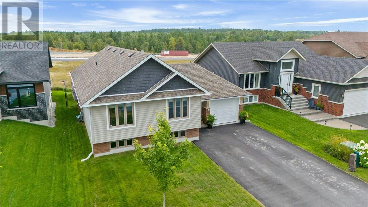 41 Meadowgreen Drive, Greater Sudbury, ON, P3L 0B1