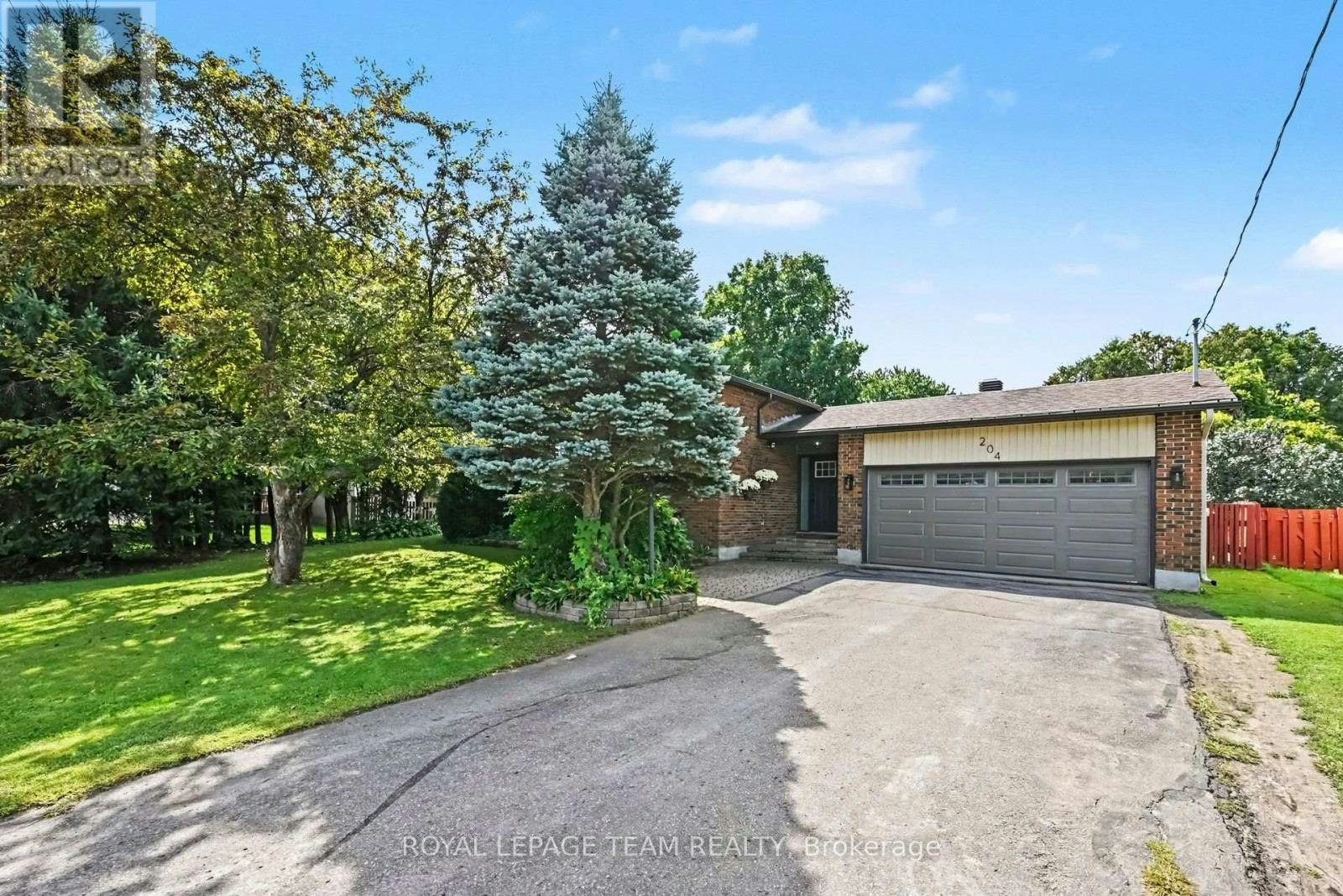 204 Grace Avenue, Russell, ON, K4R 1B4