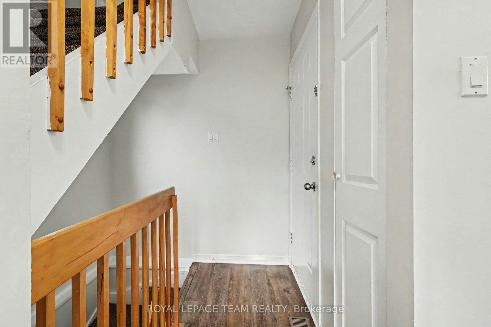 B-1420 Raven Avenue, Ottawa, ON, K1Z 7Y4 - 11