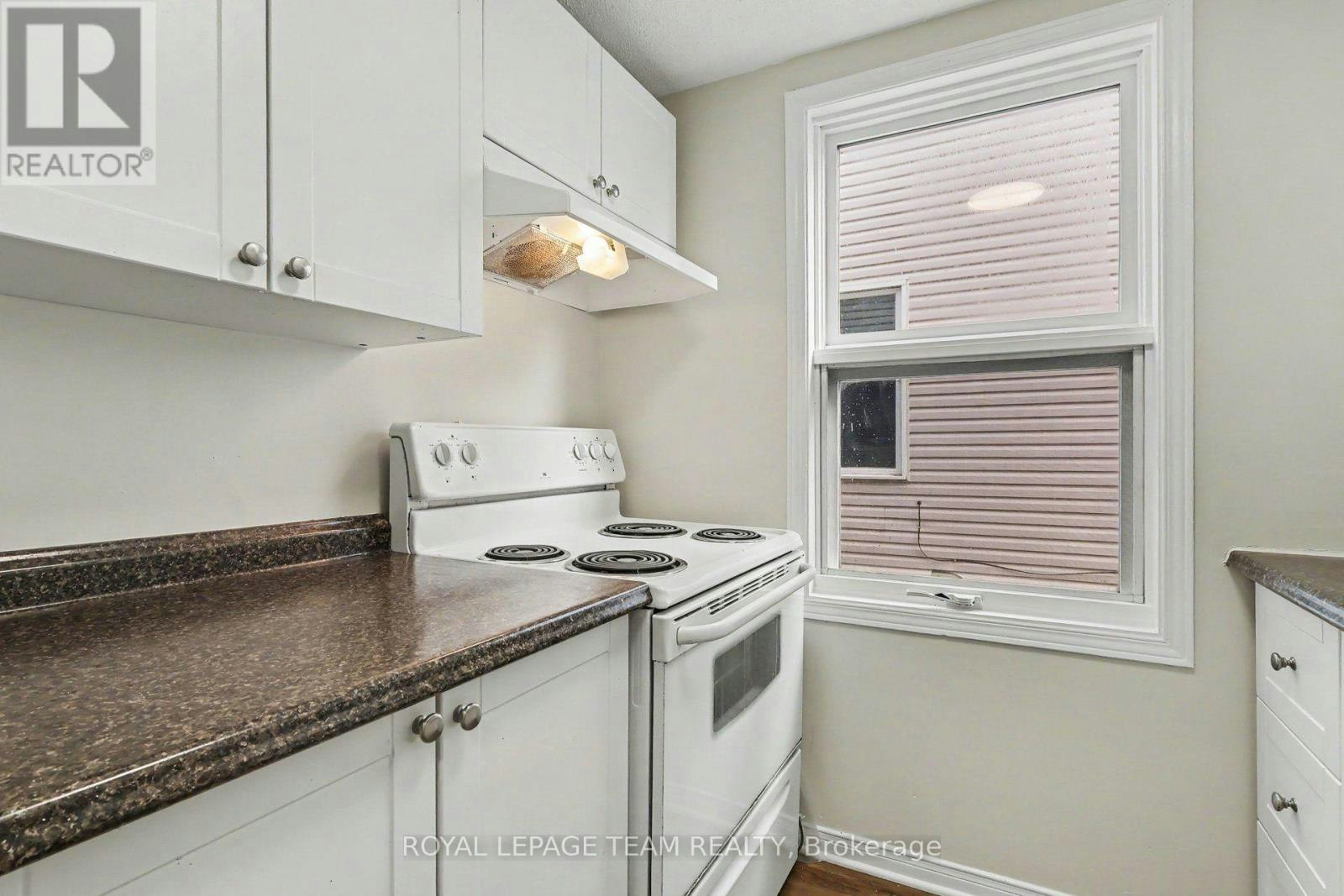 B-1420 Raven Avenue, Ottawa, ON, K1Z 7Y4 - 9