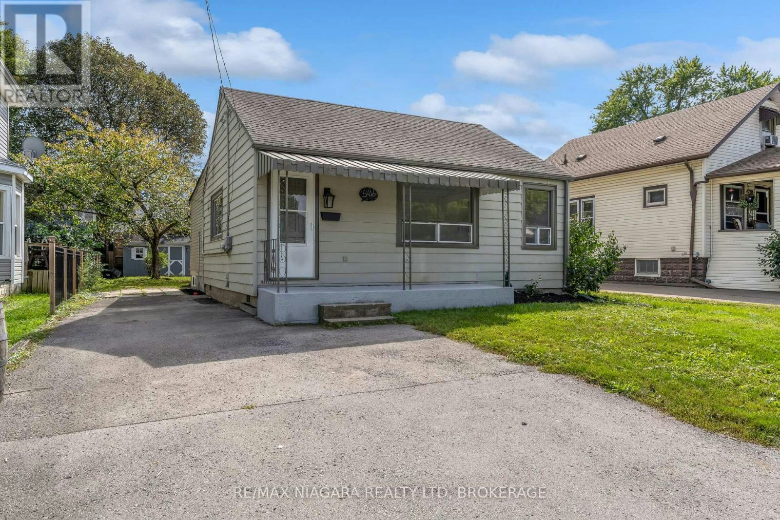 5416 Hamilton Street, Niagara Falls, ON, L2E 2W6