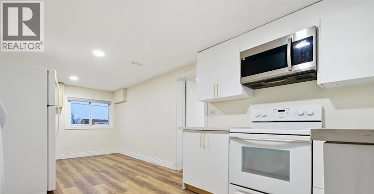 MAIN-684 Talbot Road, Lakeshore, ON, N0R 1K0 - 6