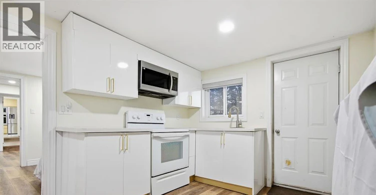 MAIN-684 Talbot Road, Lakeshore, ON, N0R 1K0 - 7