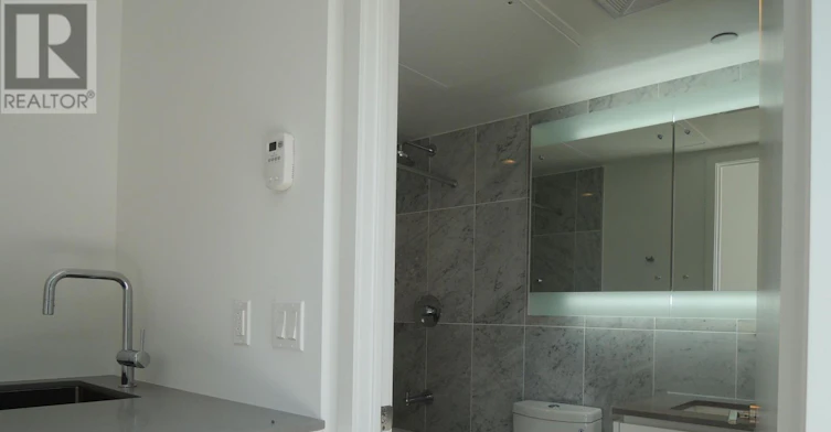 TH16-113 Mcmahon Drive, Toronto, ON, M2K 0E3 - 13