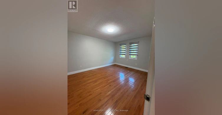 74 Parade Square, Toronto, ON, M1C 3T6 - 9