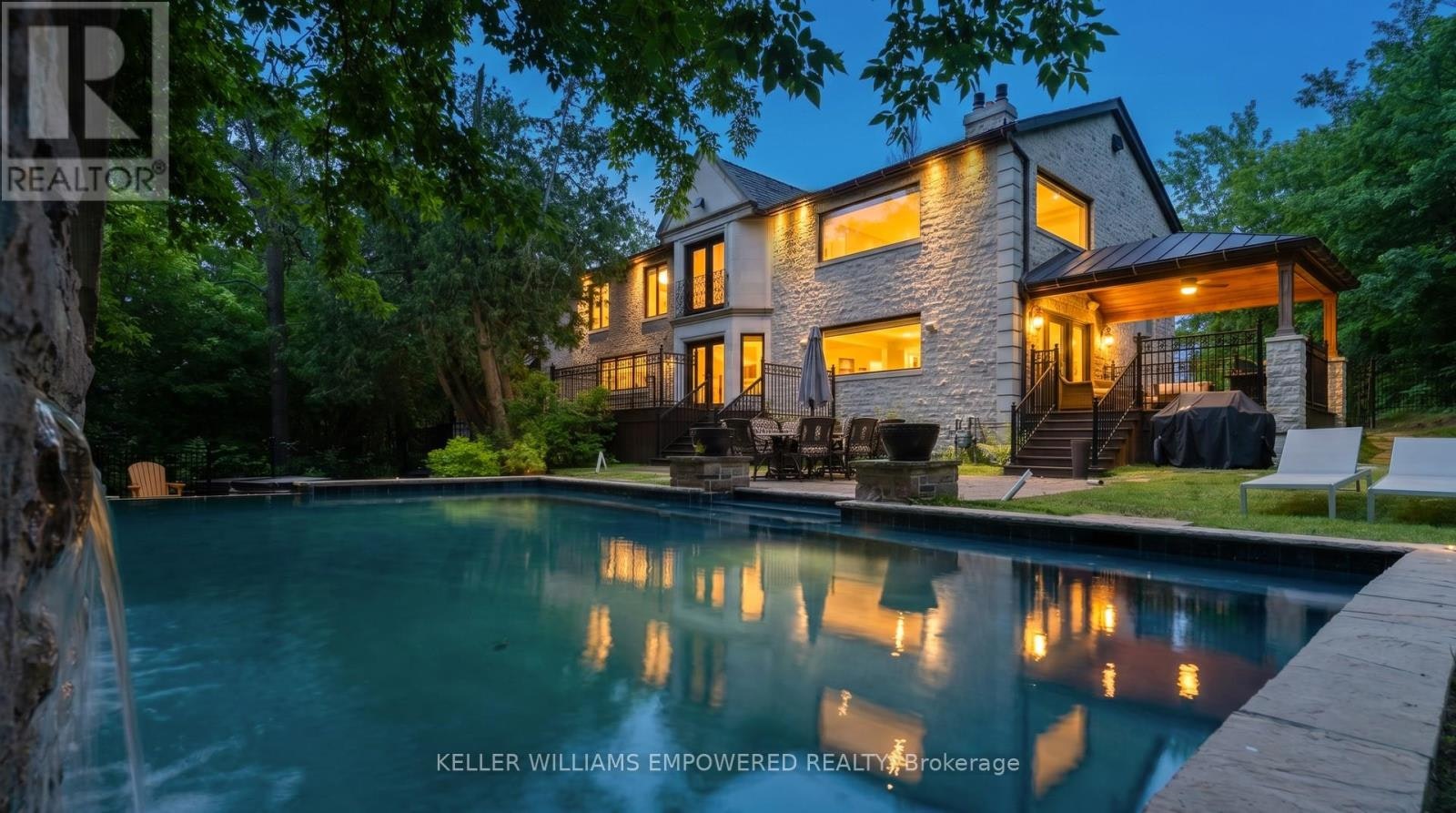 43 Woodland Acres Crescent, Vaughan, ON, L6A 1G1