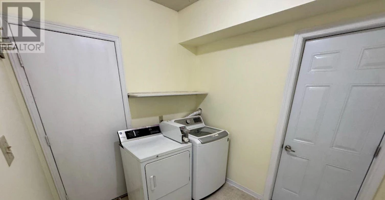 2ND Floor 2 Kingsplate Crescent, Toronto, ON, M9W 6X6 - 8